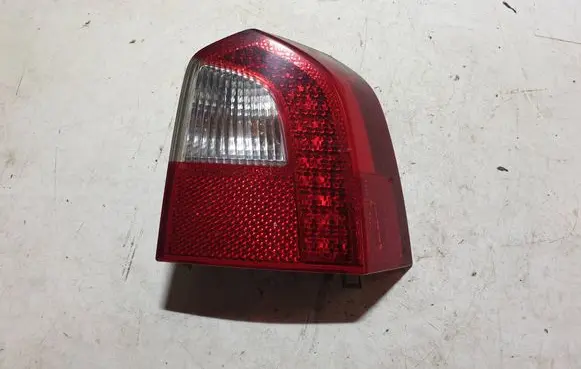 Volvo XC70 Rear/tail lights 30698984