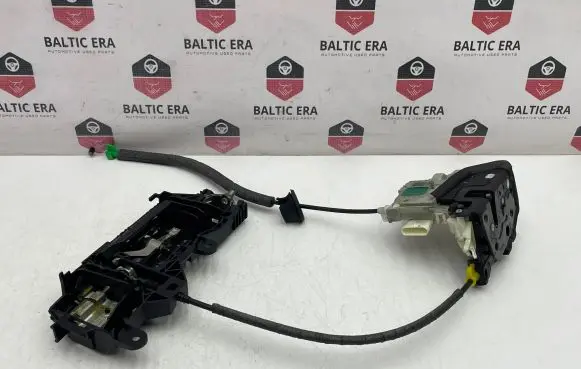 Audi A4 S4 B9 Front door lock 8x1837016c 8W02837812A