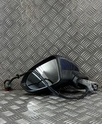 Volkswagen PASSAT B8 Front door electric wing mirror 