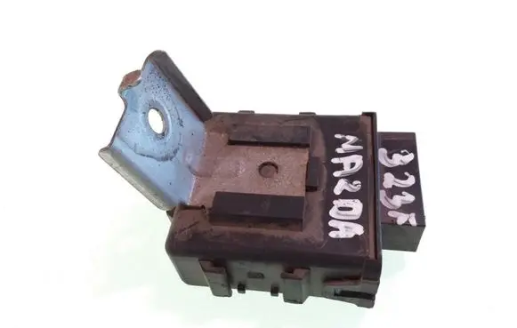 Mazda 323 F Immobilizer control unit/module TC91675G2A