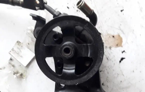 Jeep Cherokee Power steering pump