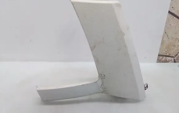 Under headlight/headlamp trim