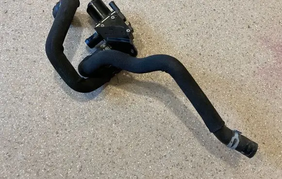 BMW X3 G01 Coolant heater control valve 9147347