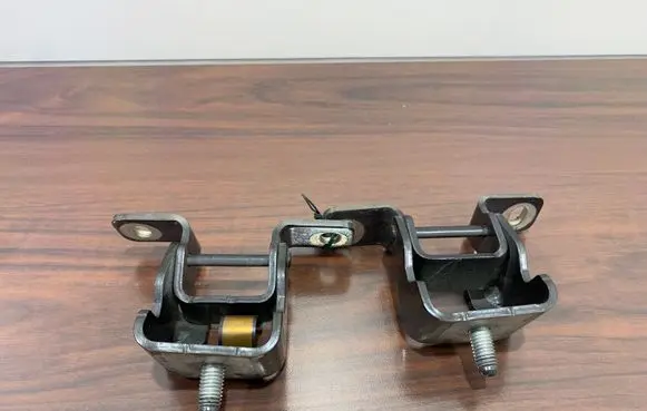 Mini Cooper Countryman R60 Tailgate/trunk/boot hinge 9803050