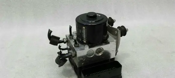 Porsche Cayenne (92A) ABS Pump 7P0907379P