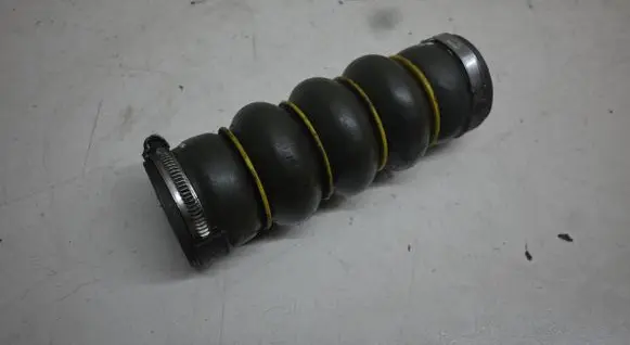 Peugeot 308 SW Intercooler hose/pipe 9683725580