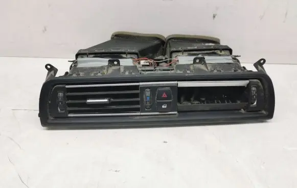 BMW 5 F10 F11 Dash center air vent grill 0778912 F49209136