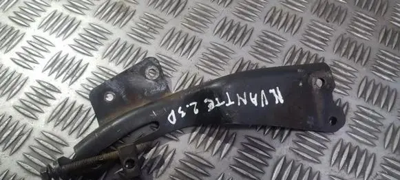 Nissan Vanette Engine mounting bracket