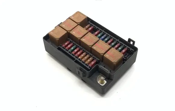 Jaguar XK8 - XKR Fuse module LJD2822AA