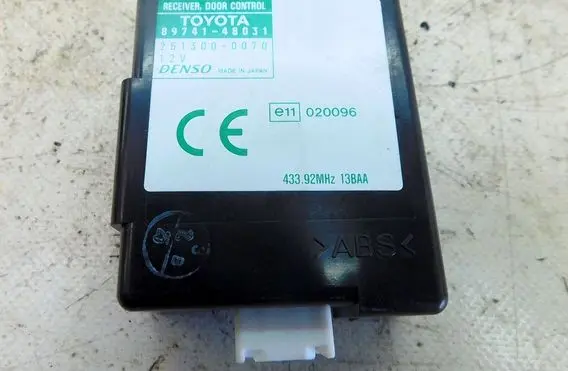 Lexus RX 300 Door central lock control unit/module 89741-48031 190628