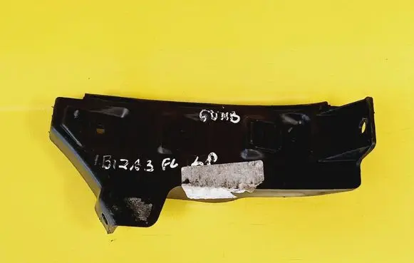 Front bumper mounting bracket