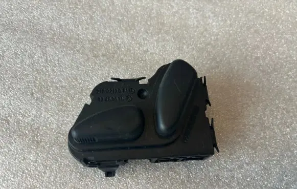 Mercedes-Benz E W211 Seat control switch A2108213851 2108213851