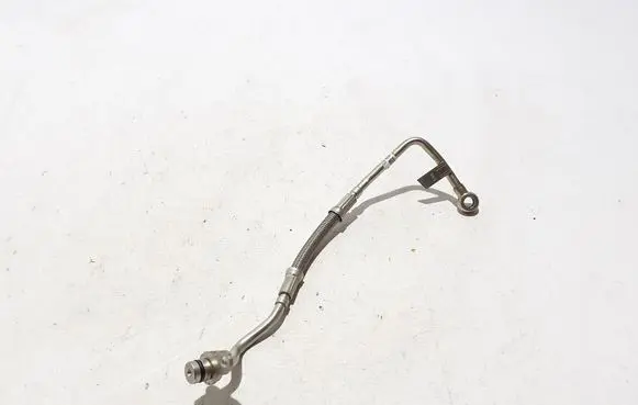 BMW 5 G30 G31 Turbo turbocharger oiling pipe/hose 8487485