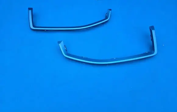 BMW i4 Rear bumper trim bar molding 9463800 9463799