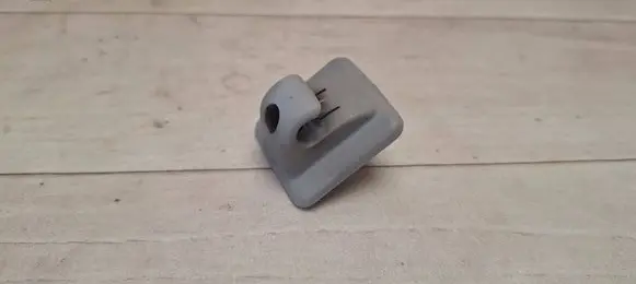 Citroen C5 Sun visor clip/hook/bracket