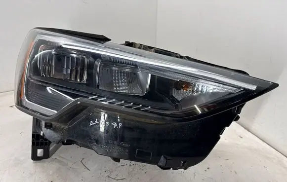 Audi Q3 F3 Headlight/headlamp 83A941012B 11010640000