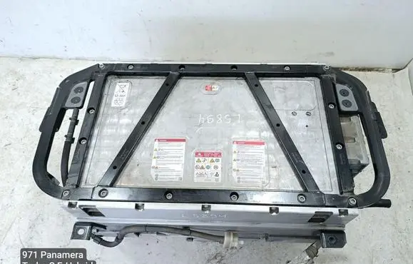 Porsche Panamera (971) Car battery 971915091C