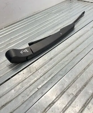 BMW X1 F48 F49 Rear wiper blade arm 7356221 7356224