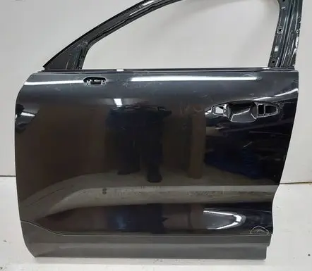 Volvo XC40 Front door