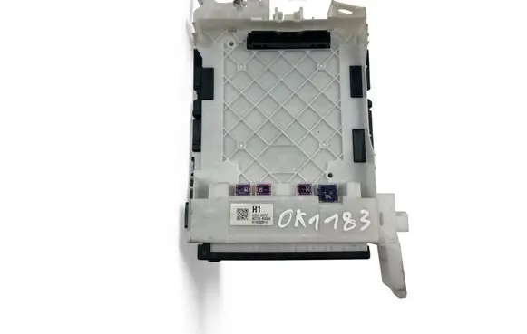 Toyota Yaris XP210 Fuse module 82730K0080