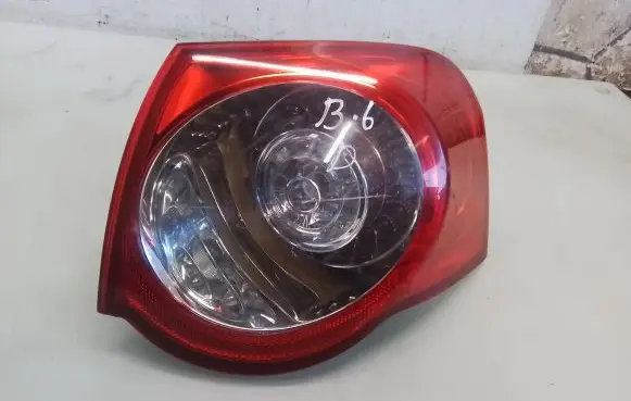Volkswagen PASSAT B6 Rear/tail lights
