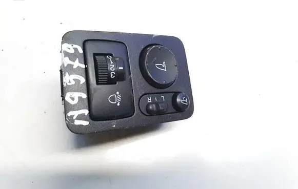 Honda CR-V Wing mirror switch m37548 m33212