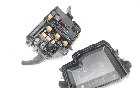 Hyundai Ioniq 5 Fuse module 91204GI091AA GJ091AA M411P30B