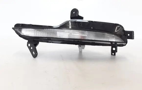 Renault Megane IV Front reflector 