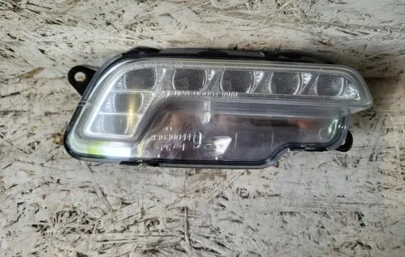 Mercedes-Benz E W212 Front fog light