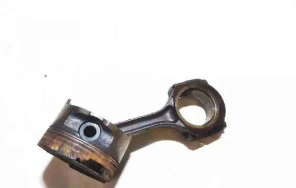 Renault Megane I Piston with connecting rod