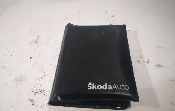 Skoda Octavia Mk2 (1Z) Owners service history hand book 