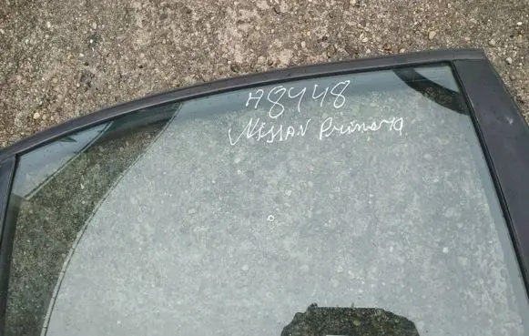 Nissan Primera Rear door window glass