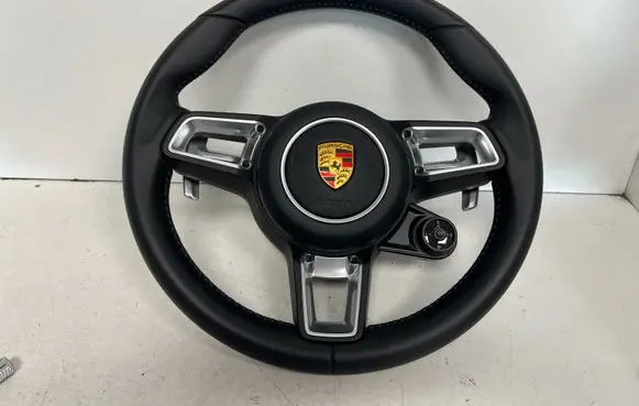 Porsche 911 Steering wheel 5204558