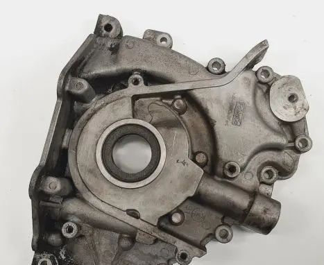 Jaguar XF X250 Oil pump 9X2Q-6600-AB