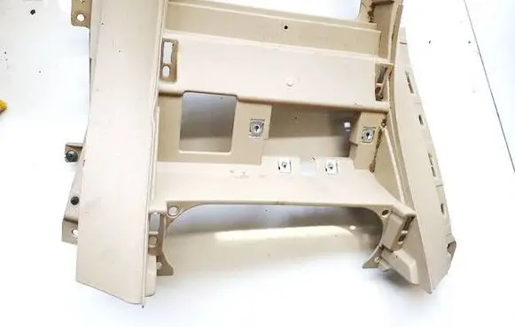 Nissan Terrano Center console 681040X800