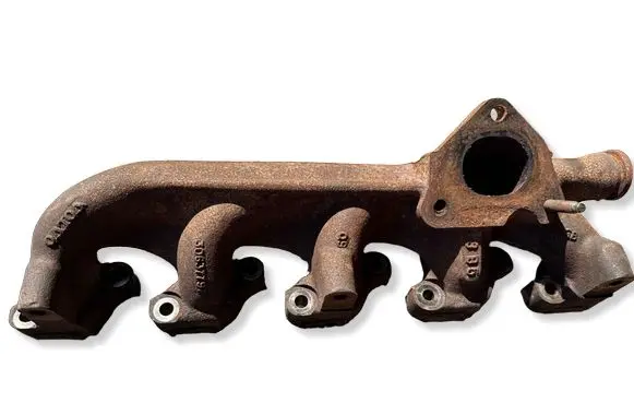 Volvo XC70 Exhaust manifold 30637791