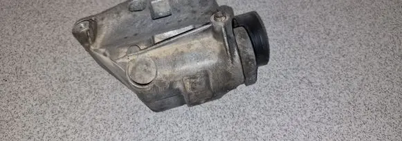 BMW 5 E60 E61 A/C compressor mount bracket 64557512556 7512556