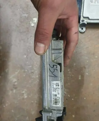 Citroen C5 Engine control unit/module 0898980186
