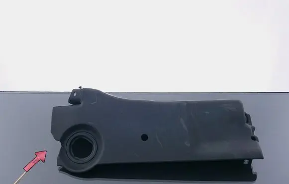 BMW 5 E39 Air filter box cover 0928400351 137122474430 2247443