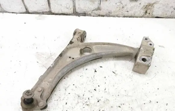 Volkswagen PASSAT B6 Front lower control arm/wishbone