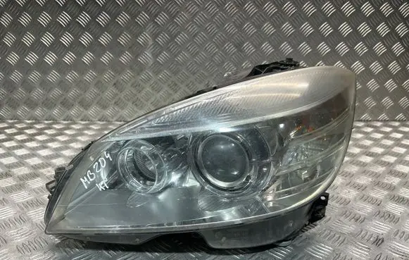 Mercedes-Benz C W204 Headlight/headlamp A2048209161