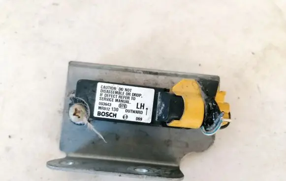 Mitsubishi Space Star Airbag deployment crash/impact sensor