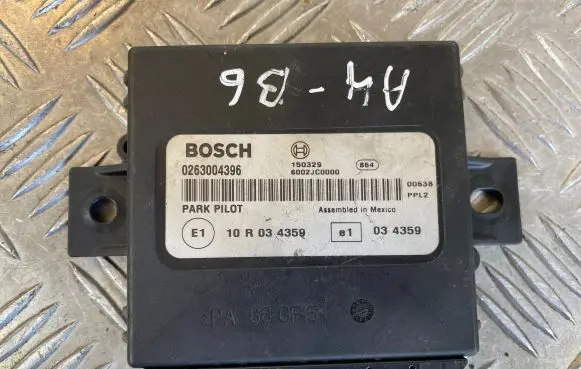 Audi A4 S4 B6 8E 8H Parking PDC control unit/module 0263004396 6002JC0000 10R034359