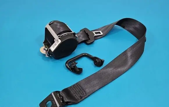 Renault Clio IV Rear seatbelt 888404130R IMPRK1555617