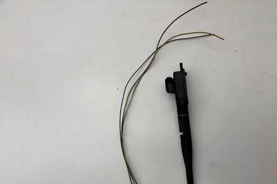 Audi A2 Oil level sensor 045907660D