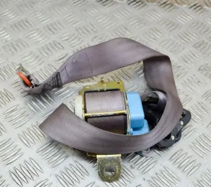 Cadillac STS Seville Rear seatbelt E40421029 E4121029