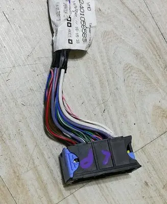 Dacia Jogger Front door wiring loom/harness boot 240105658S