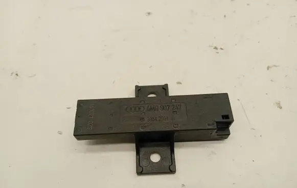 Audi A4 S4 B9 Keyless (KESSY) go control unit/module 4M0907247