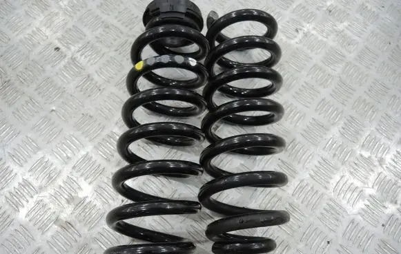 Mercedes-Benz GLC X253 C253 Rear coil spring