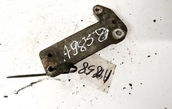 Mercedes-Benz B W245 Engine mounting bracket a1693760142